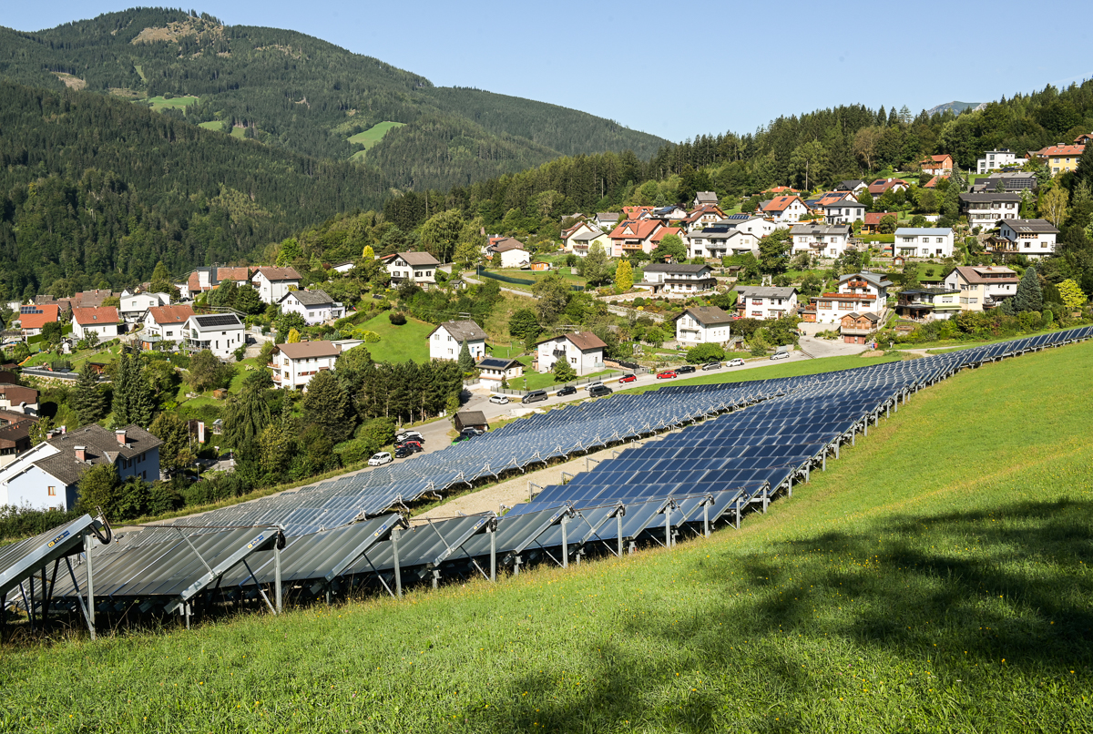 Overview Large-scale solar thermal plant in Mürzzuschlag. Photo: Podesser